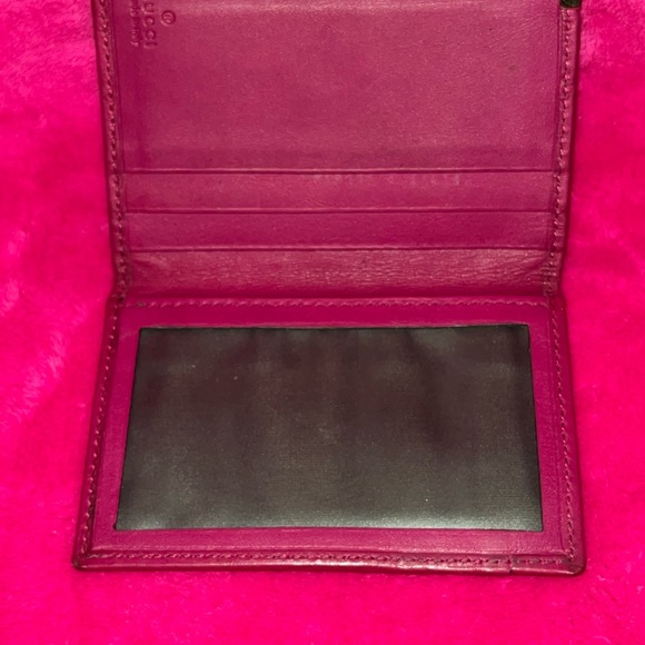 Gucci Pocket Organizer Wallet - Fuchsia MicroGuccissima. 💯 Authentic - Picture 2 of 5